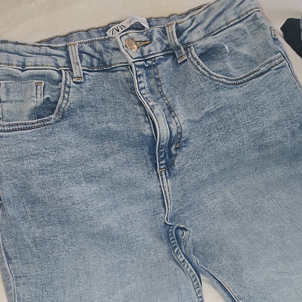 Zara High Rise Fitted Sky Blue Denim Pants Capri Style 10